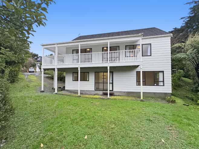 10A Wingfield Place, Churton Park