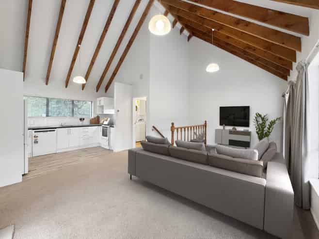 10A Wingfield Place, Churton Park