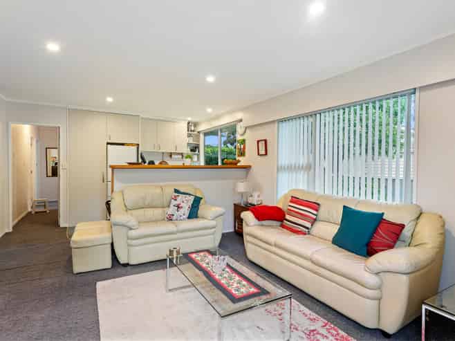 35 Pehi Kupa Street, Waikanae