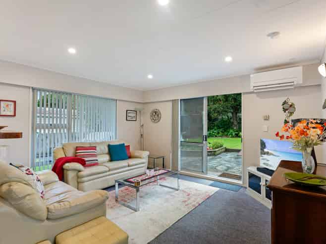 35 Pehi Kupa Street, Waikanae