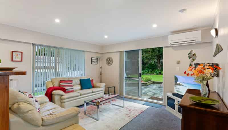 35 Pehi Kupa Street, Waikanae