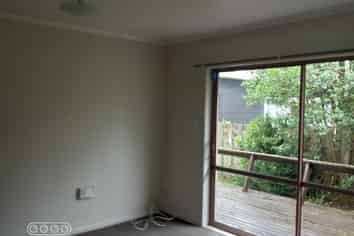 44A Robinson Avenue, Holdens Bay
