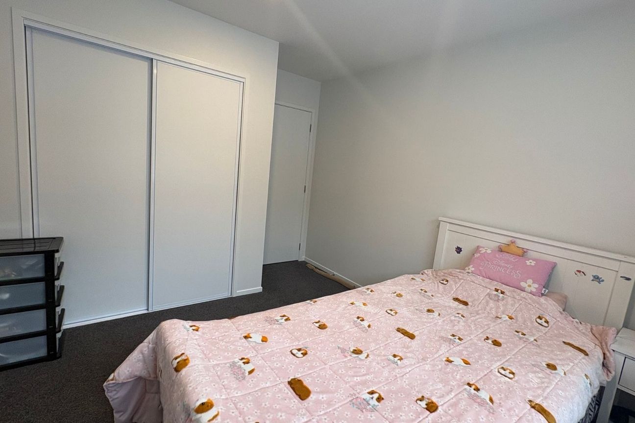 37 Rushland Road - Altro