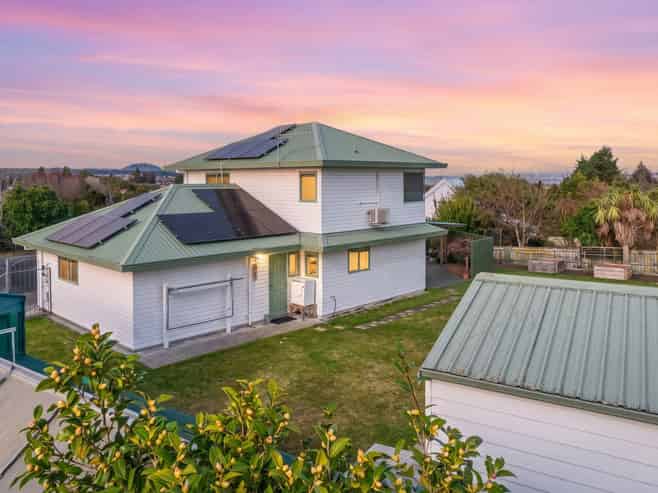 33 Kahurangi Drive, Rangatira Park