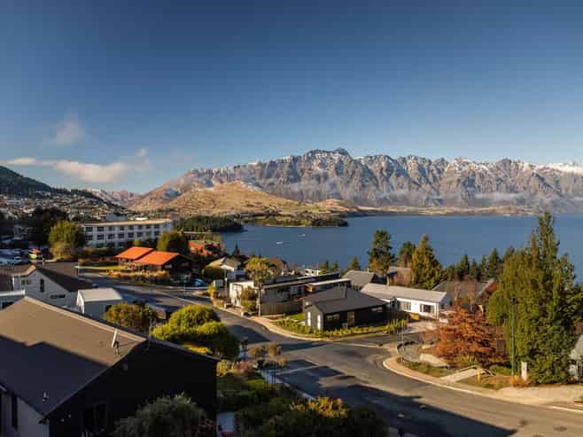 6 Aspen Grove, Queenstown