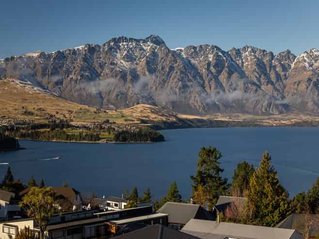 6 Aspen Grove, Queenstown