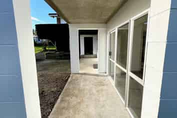 4B Bankart Street, Raglan