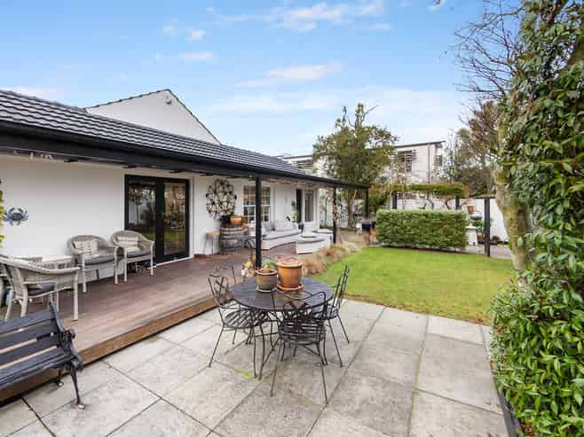 1/148 Leinster Road, Merivale