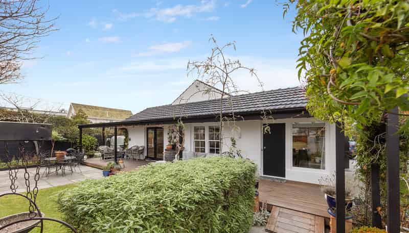1/148 Leinster Road, Merivale