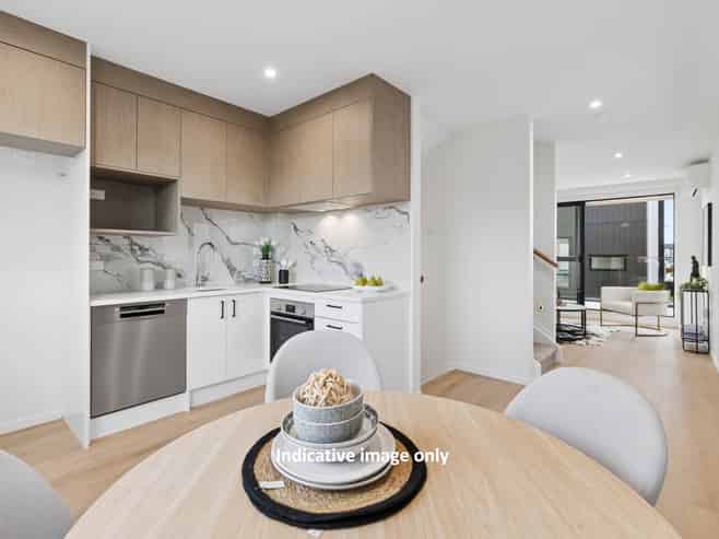 14 Vista Estate Boulevard, Flat Bush