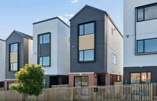 22 Vista Estate Boulevard, Flat Bush