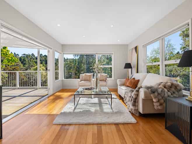 29 Kauri Glen Road, Northcote