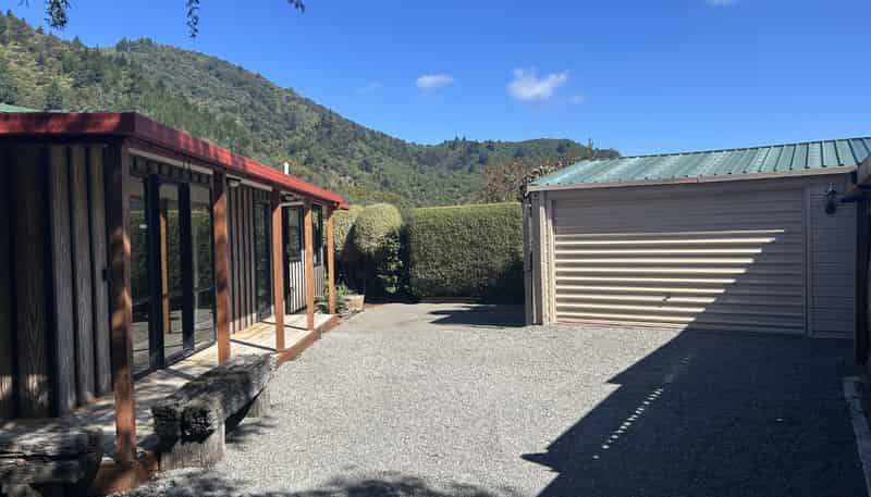 25A Hampden Street, Picton