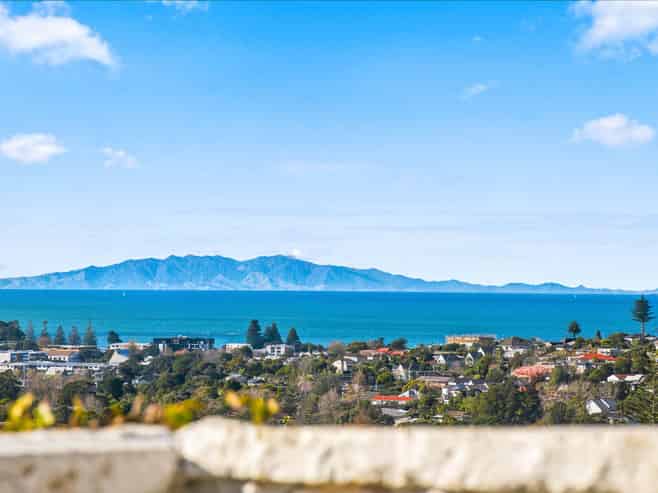 691 East Coast Road, Browns Bay
