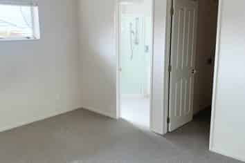 100A Golfland Drive, Golflands