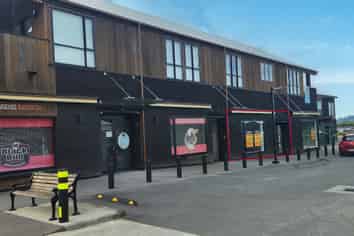 56sqm Retail or Office Premises - Available Now