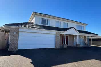 18 Trovare Place, Golflands