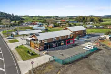 66sqm Light & bright retail office premises