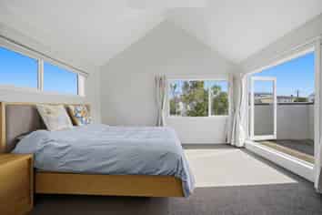 2/20 Tui Glen Road, Birkenhead