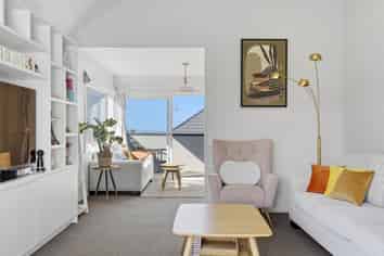 2/20 Tui Glen Road, Birkenhead