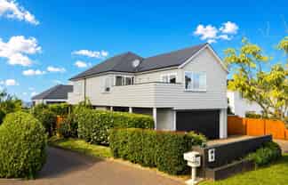 2/20 Tui Glen Road, Birkenhead