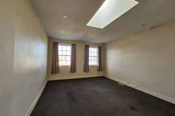 Flat 2/259 Jackson Street, Petone