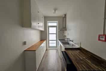 Flat 2/259 Jackson Street, Petone