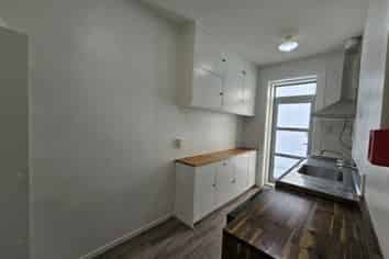 Flat 2/259 Jackson Street, Petone