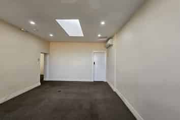 Flat 2/259 Jackson Street, Petone
