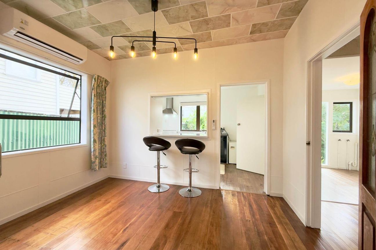 Spacious 3 Bedrooms in Grey Lynn for Rent - Więcej