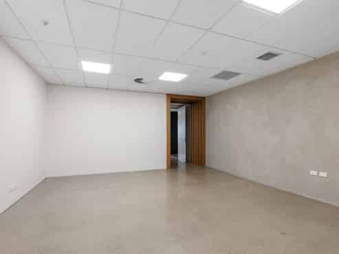 Premium Office in Prime Airport Location