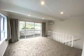 3/48 Paremata Crescent, Paremata