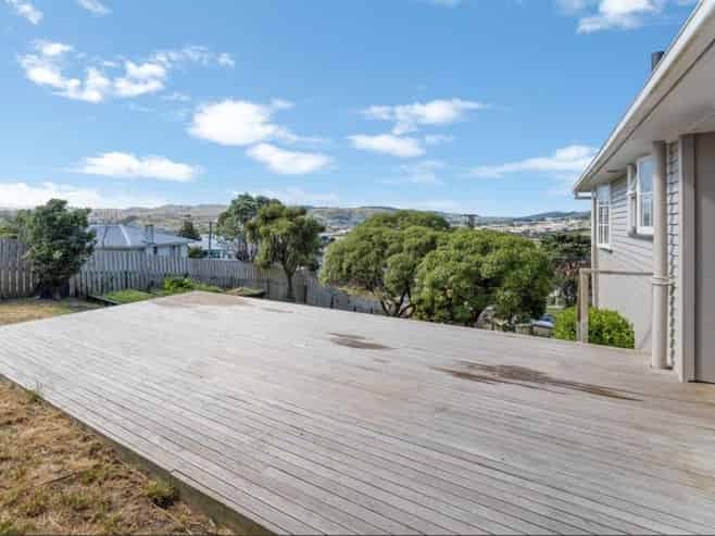 19 Taupiri Crescent, Titahi Bay