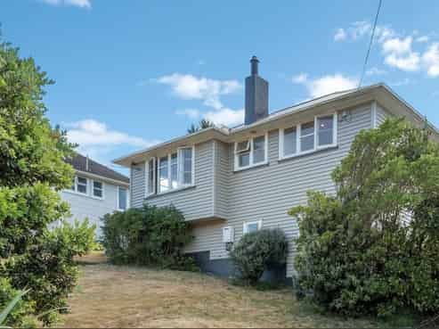 19 Taupiri Crescent, Titahi Bay