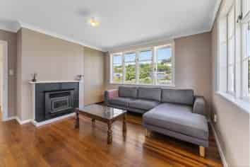 19 Taupiri Crescent, Titahi Bay