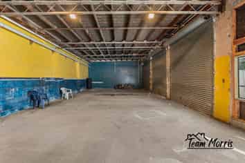 Premium 3-Bay Workshop & Storage Hub