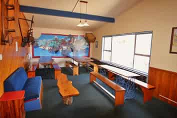 Backpacker & Motel Complex – Land, Buildings Plus