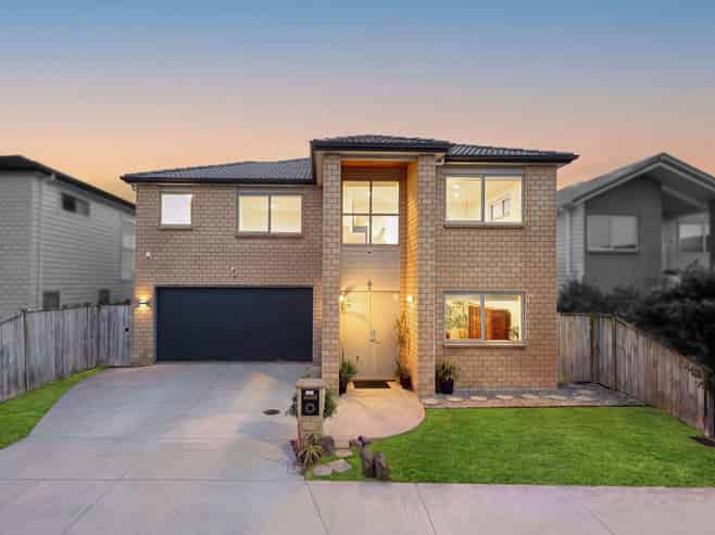 31 Rosewell Crescent, Flat Bush