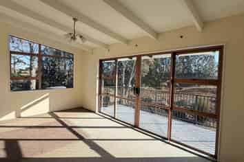 290sqm Office | 3,000sqm Yard | Drury