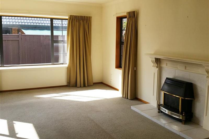 Convenient & Comfortable on Cook Street! - Vista 4