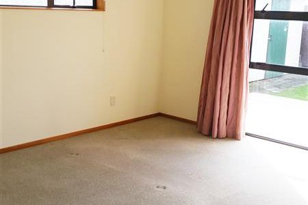 Convenient & Comfortable on Cook Street! - Vista 5