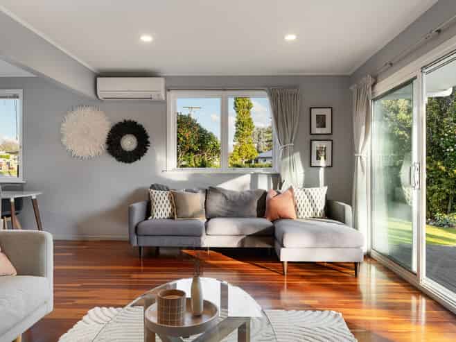 35 Millers Road, Brookfield