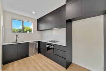 31 Parr Road South, Point Chevalier