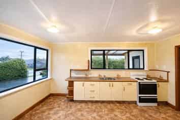 520 Richmond Road, Lepperton