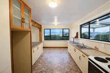 520 Richmond Road, Lepperton