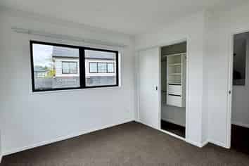 18A Memorial Avenue, Mount Roskill