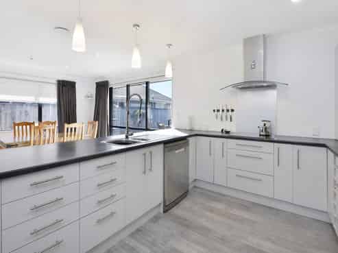 78 Washbourn Drive, Richmond
