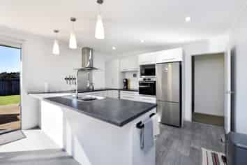 78 Washbourn Drive, Richmond