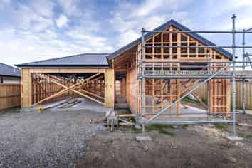 42 Whiteoak Street, PREBBLETON