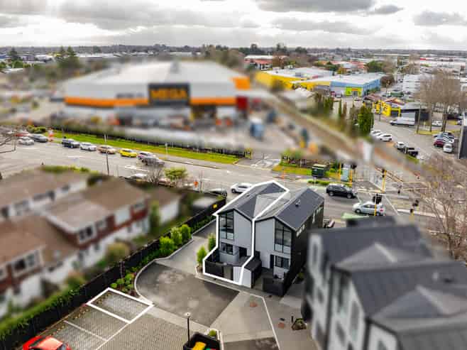 1/27 Harewood Road, Papanui